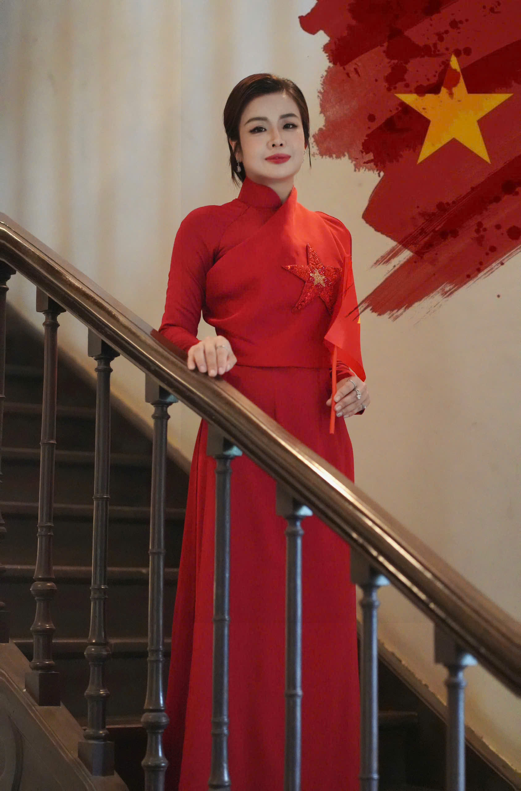 Khăn “Ngôi sao Việt Nam” The Star of Vietnam